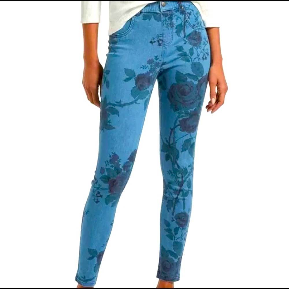 New denim leggings w/printed flowers by HUE. SizeS